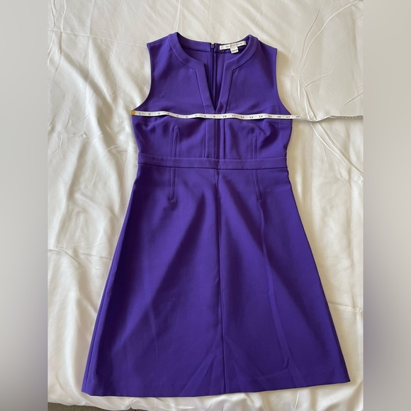DIANE VON FURSTENBERG MINI DRESS PURPLE, SLEEVELSS - Picture 3 of 7